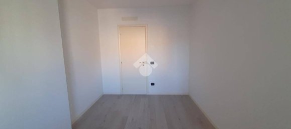 2 Schlafzimmer Wohnung in Bergamo, Italy, Nr. 310221 13