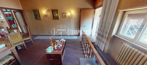 Квартира с 4 комнатами в Рим, Италия № 32109 3