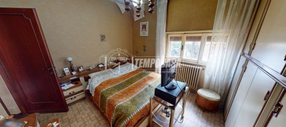 Квартира с 4 комнатами в Рим, Италия № 32109 2