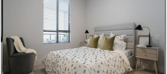 2 bedrooms Condo in British Columbia, Canada No. 244 12