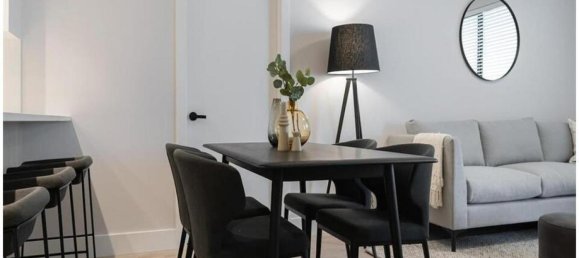 2 bedrooms Condo in British Columbia, Canada No. 244 9