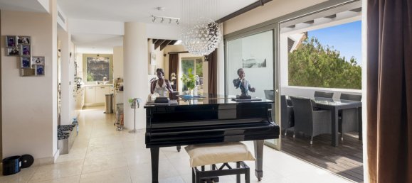 3 bedrooms Penthouse in Malaga, Spain No. 100922 11