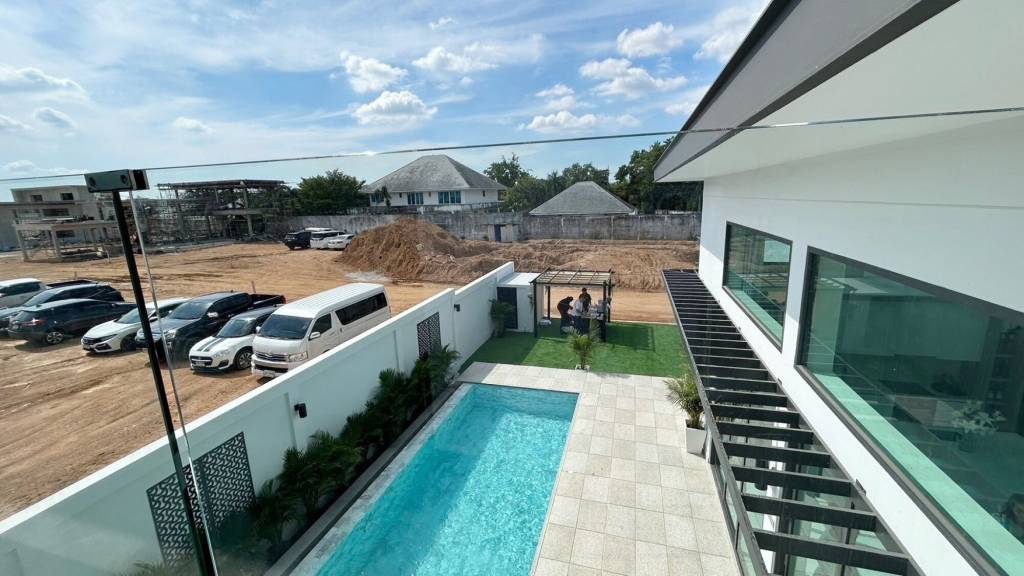 Villa T4 em Bang Lamung, Thailand N.º 58616