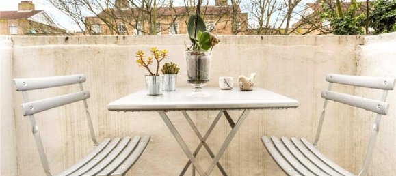 2 bedrooms Apartment in London, United Kingdom No. 3710 3