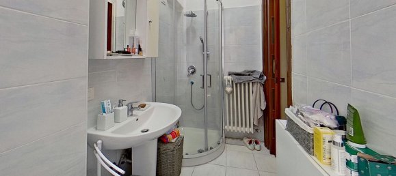 3غرفة شقة في Monza, Italy رقم 23019 46