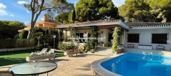 Villa de 6 dormitorios en Alicante, Spain No. 130929 3