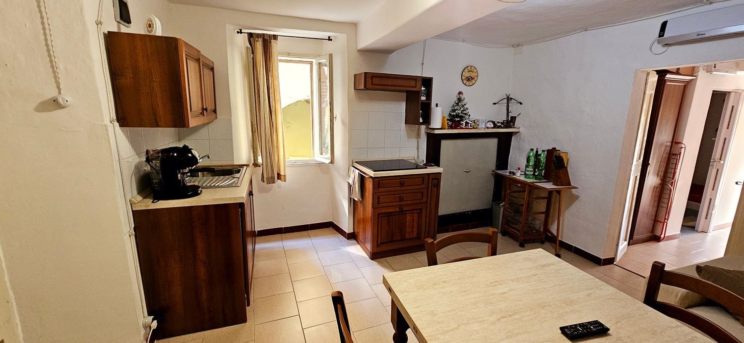 2 rooms Apartment in Terni, Italy No. 276146