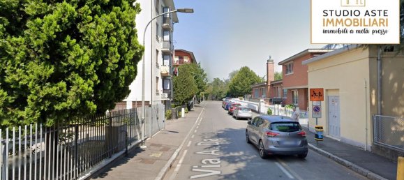 Квартира с 3 комнатами в Кормано, Италия № 215832 19