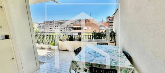 3 bedrooms Penthouse in Rome, Italy No. 345235 9