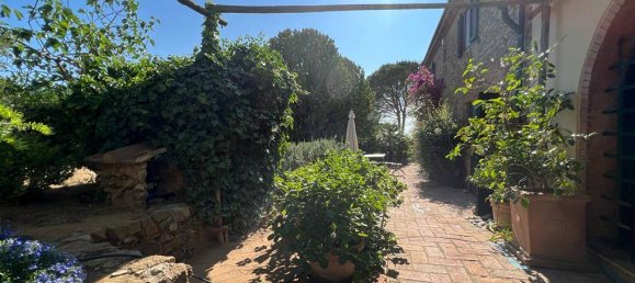 3 bedrooms House in Guardistallo, Italy No. 121168 7