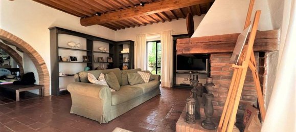 3 bedrooms House in Guardistallo, Italy No. 121168 13