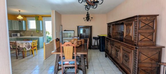 Villa de 3 dormitorios en Calvados, France No. 358158 5