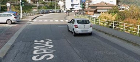 5 bedrooms Apartment in Malegno, Italy No. 360926 2