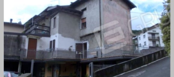 5 bedrooms Apartment in Malegno, Italy No. 360926 24