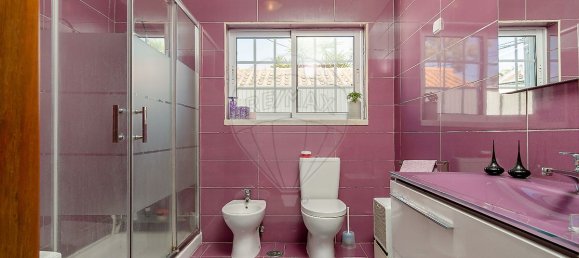 4 bedrooms House in Almada, Portugal No. 17441 20