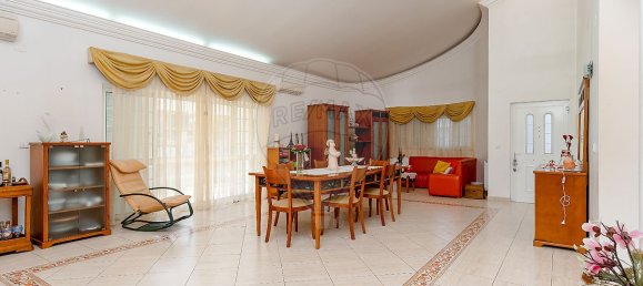 4 bedrooms House in Almada, Portugal No. 17441 31