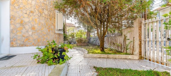 4 bedrooms House in Almada, Portugal No. 17441 34