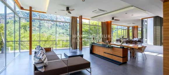 3 bedrooms Condo in Kamala, Thailand No. 60681 2