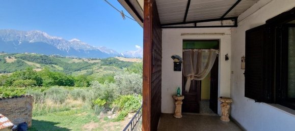 Дом с 2 спальнями в Бизенти, Италия № 279735 24