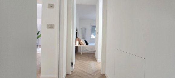 4 chambres Appartement à Udine, Italy No. 380244 12