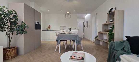 4 chambres Appartement à Udine, Italy No. 380244 5