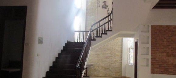 4 bedrooms Villa in Long Bien, Vietnam No. 7829 9