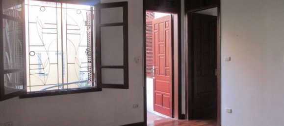 4 bedrooms Villa in Long Bien, Vietnam No. 7829 12