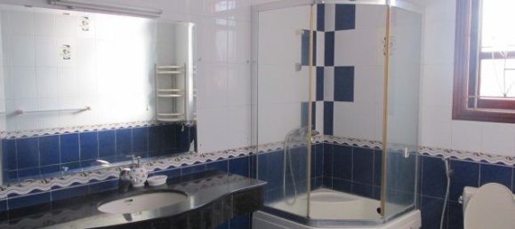 4 bedrooms Villa in Long Bien, Vietnam No. 7829 10