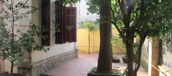 4 bedrooms Villa in Long Bien, Vietnam No. 7829 2