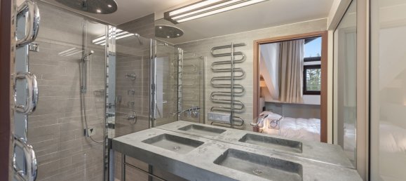 2 bedrooms Apartment in Courchevel, France No. 1256 11