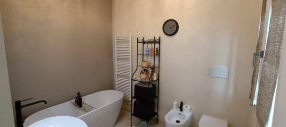 Villa de 5 divisões em Modena, Italy N.º 36806 33