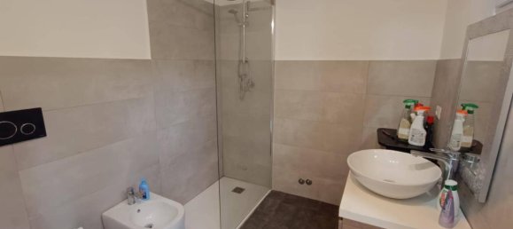 Villa de 5 divisões em Modena, Italy N.º 36806 9