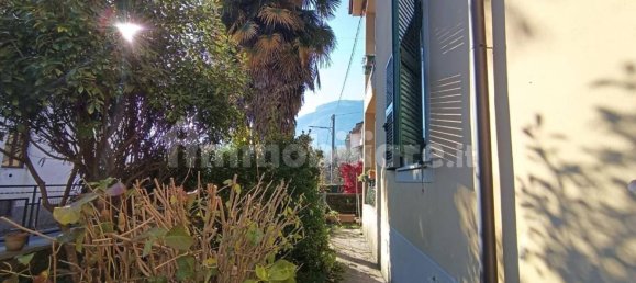 2 bedrooms Apartment in Barga, Italy No. 309002 13