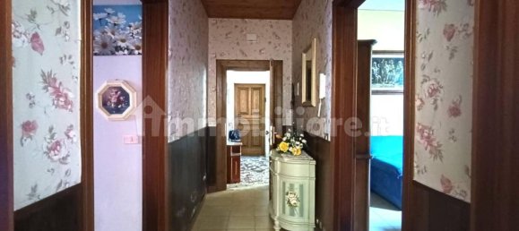 2 bedrooms Apartment in Barga, Italy No. 309002 2