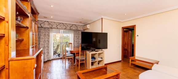 3 bedrooms Apartment in Fuenlabrada, Spain No. 191463 2