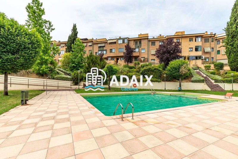 3 chambres Appartement à Caceres, Spain No. 165677