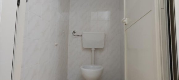 60m² Commercial property in Gioia Tauro, Italy No. 85302 10