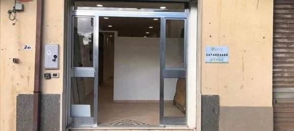 60m² Commercial property in Gioia Tauro, Italy No. 85302 2