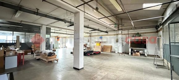 Gewerbliche Immobilie in Laterina Pergine Valdarno, Italy 515m², Nr. 358273 19