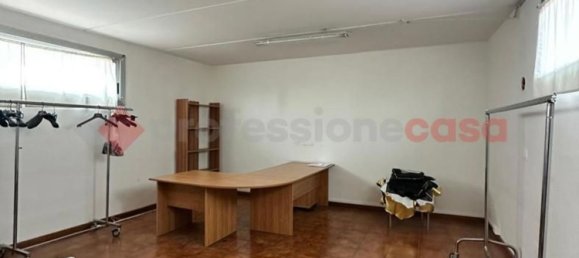 Gewerbliche Immobilie in Laterina Pergine Valdarno, Italy 515m², Nr. 358273 27