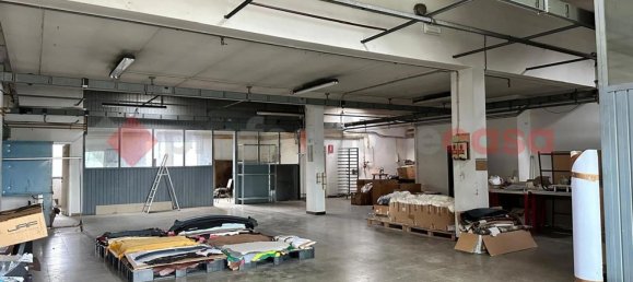 Gewerbliche Immobilie in Laterina Pergine Valdarno, Italy 515m², Nr. 358273 11