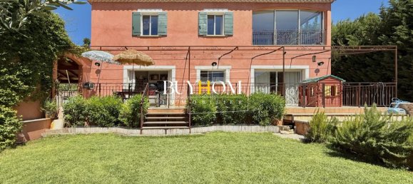 Villa T5 em L'Isle-sur-la-Sorgue, France N.º 345107 2