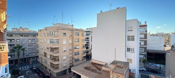 4 dormitorios apartamento en venta en Torrevieja, Alicante, Comunidad Valenciana, Spain № 364949 23
