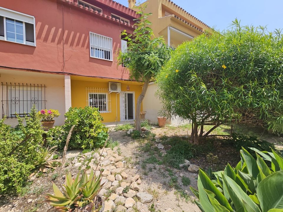 2 bedrooms Apartment in Alicante, Spain No. 239681