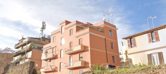 2 Schlafzimmer Gebäude in Turin, Italy, Nr. 330695 4