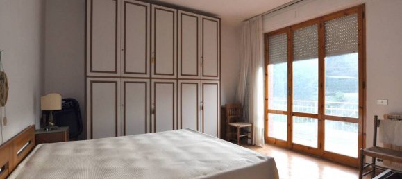 3 bedrooms Apartment in Montepulciano, Italy No. 60942 17