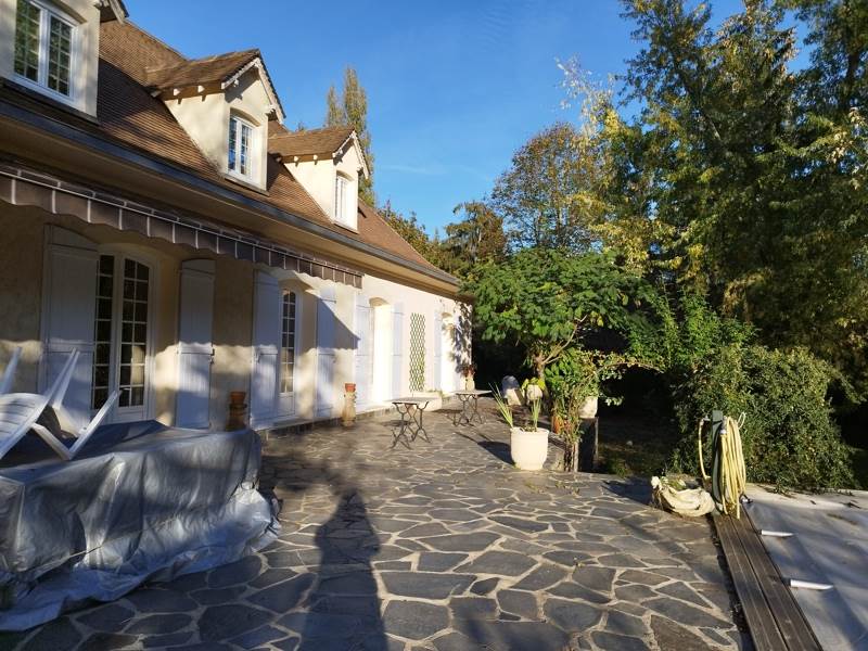 6 bedrooms House in Aveyron, France No. 339834