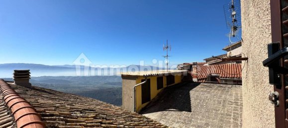 Дом с 2 спальнями в Акуто, Италия № 220486 24