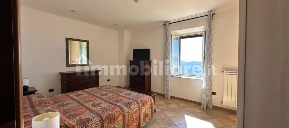 Дом с 2 спальнями в Акуто, Италия № 220486 15