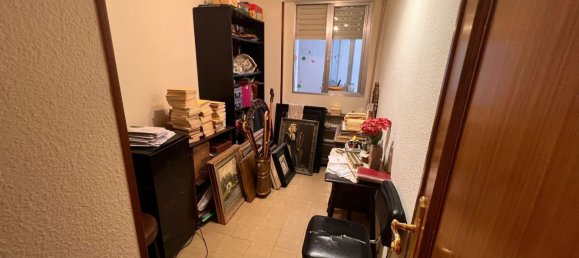 Apartamento de 4 dormitorios en Salamanca, Spain No. 107901 8